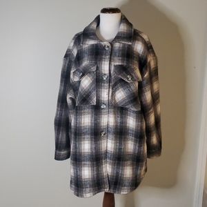 Forever 21 Plus Size Plaid Jacket Shacket - Black and Cream